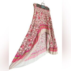 Pink and white floral maxi skirt with elastic waistband #festivalvibes #boho